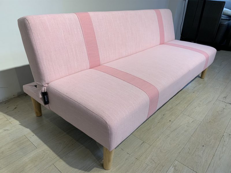 Cách bảo quản ghế sofa kiêm giường ngủ luôn đẹp như mới mua